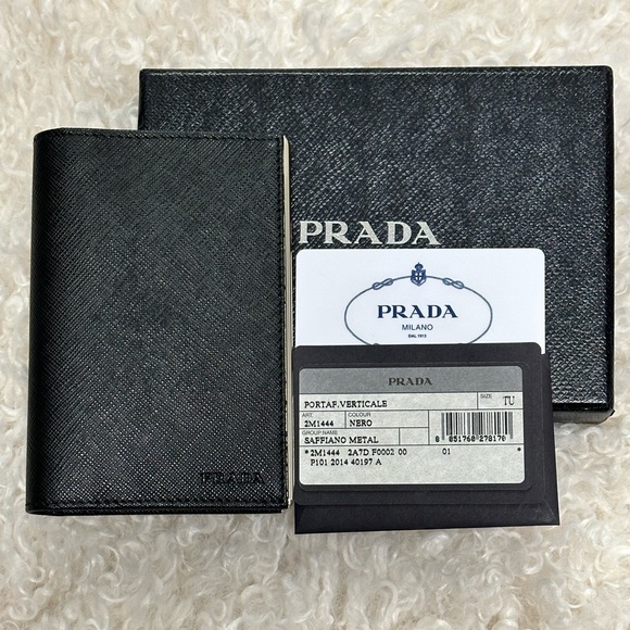 New Prada Saffiano Black (Nero) leather wallet with metal edges (SOLD) - Picture 4 of 7